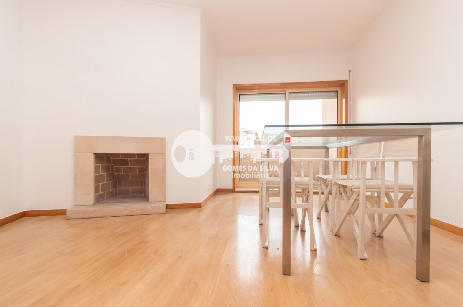 Apartamento T2 para Arrendamento em Braga (Maximinos, Sé e Cividade), Braga, Braga - Imagem 3