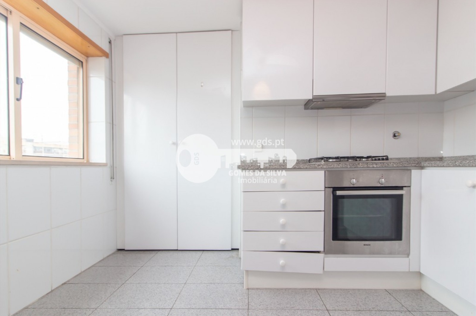 Apartamento T2 para Arrendamento em Braga (Maximinos, Sé e Cividade), Braga, Braga - Imagem 17