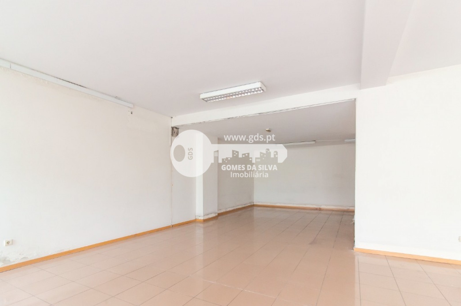 Loja para Venda em Ferreiros e Gondizalves, Braga, Braga - Imagem 9