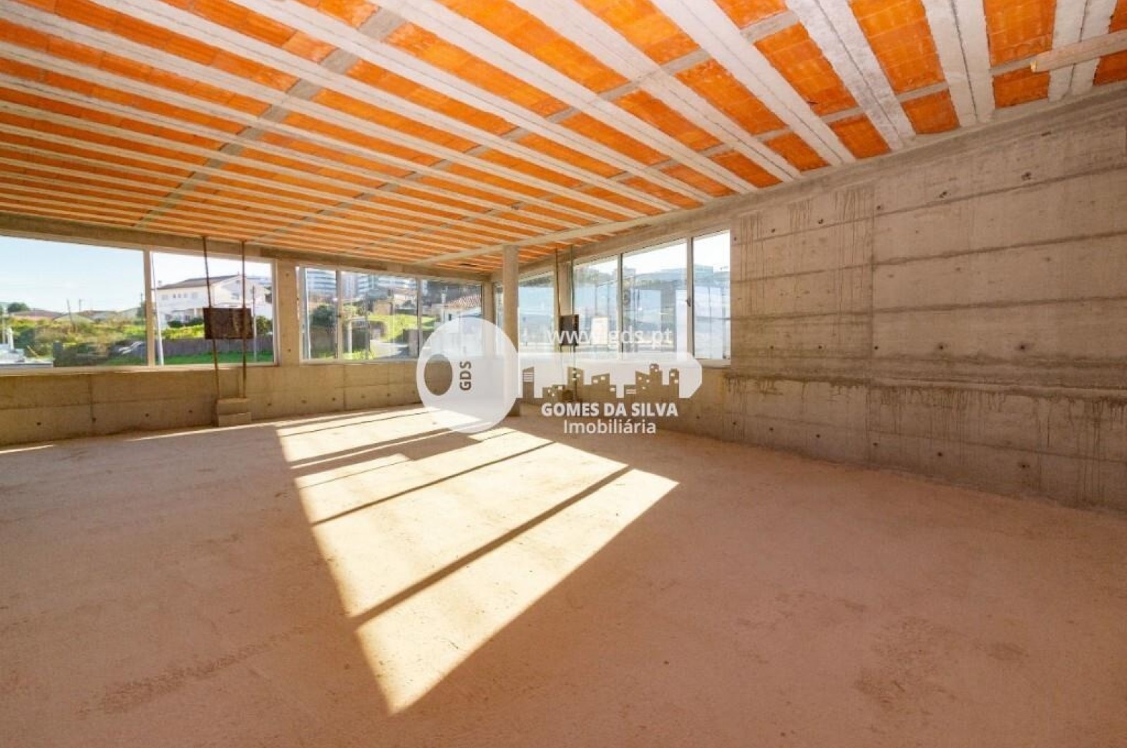 Armazém para Venda em Ferreiros e Gondizalves, Braga, Braga - Imagem 11