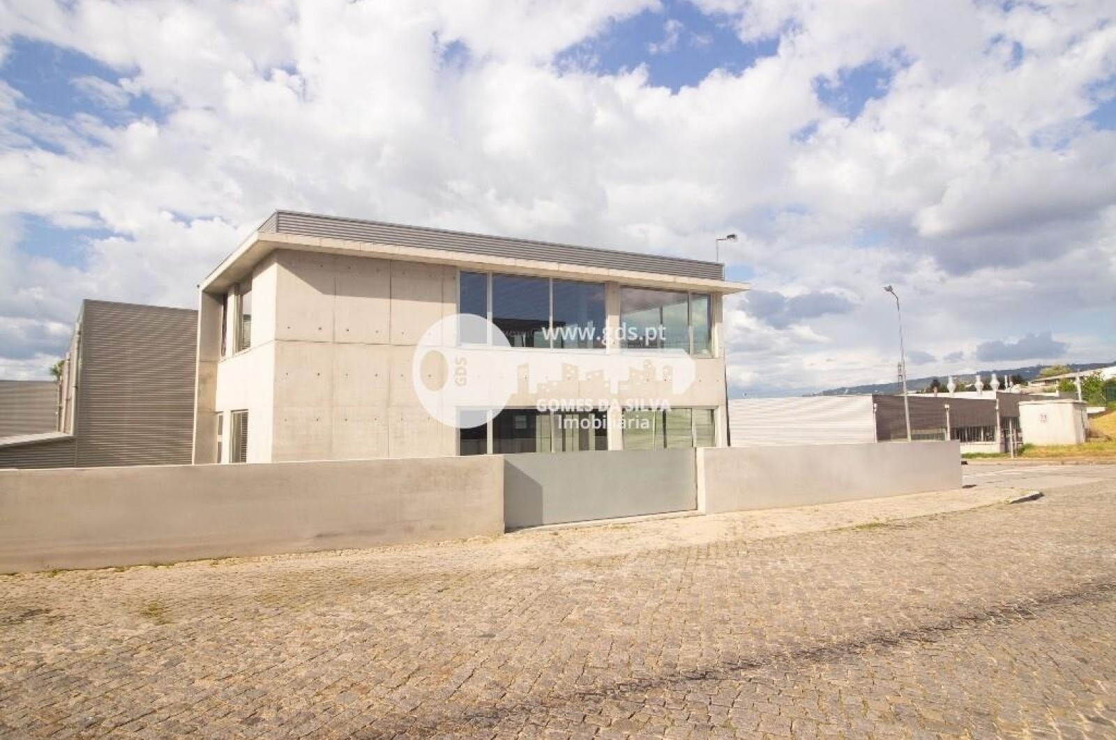 Armazém para Venda em Ferreiros e Gondizalves, Braga, Braga - Imagem 2