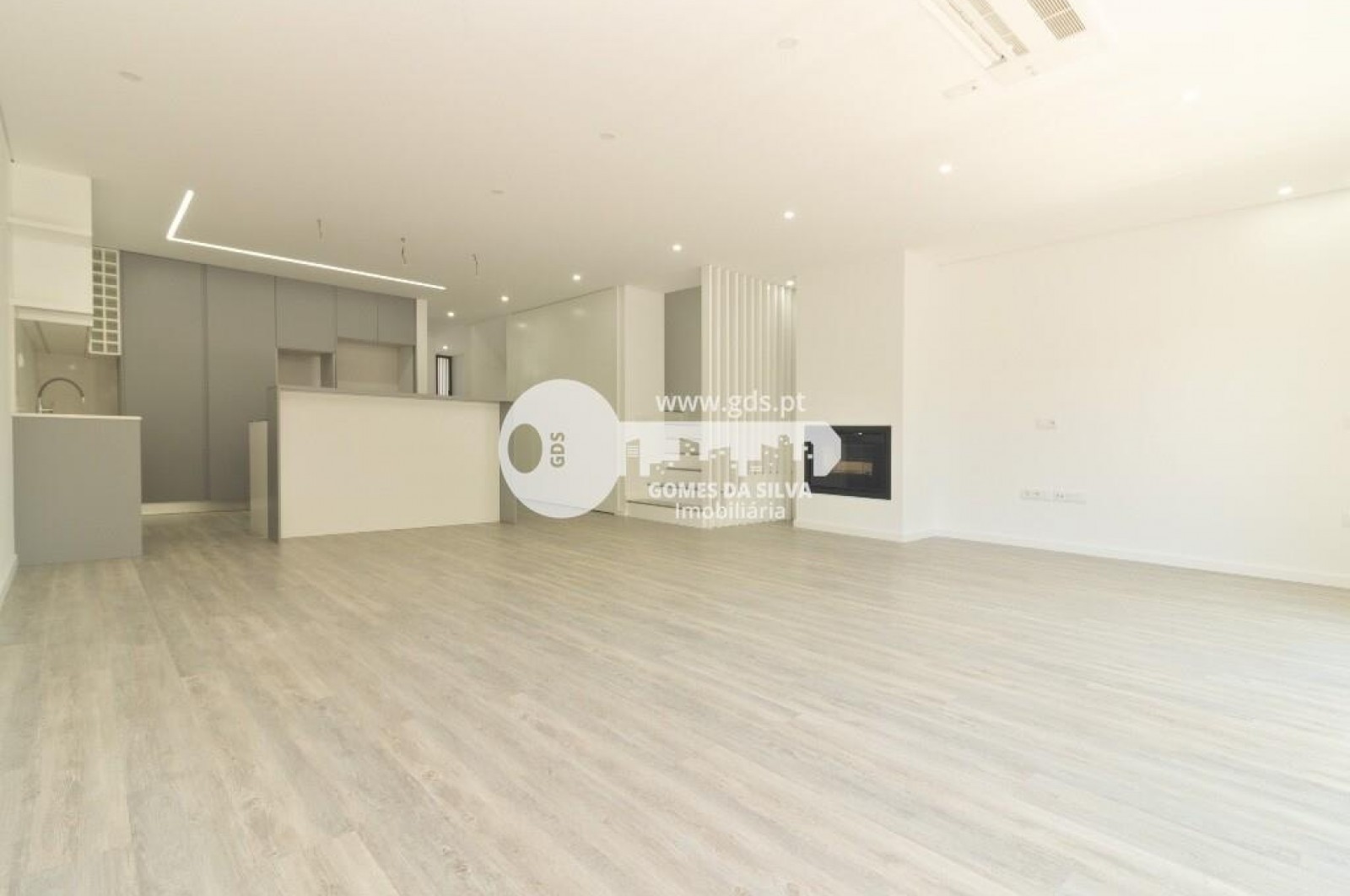 Moradia T4 para Venda em Nogueira, Fraião e Lamaçães, Braga, Braga - Imagem 5