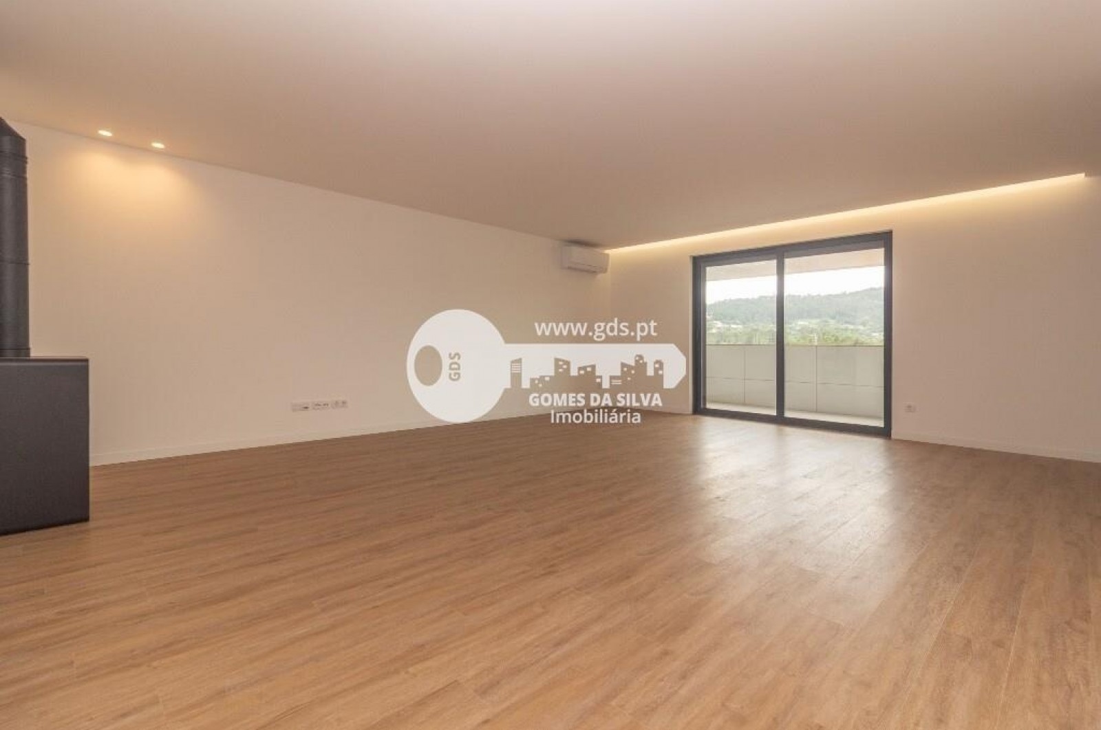 Apartamento T3 para Arrendamento em Vila Verde e Barbudo, Vila Verde, Braga - Imagem 11