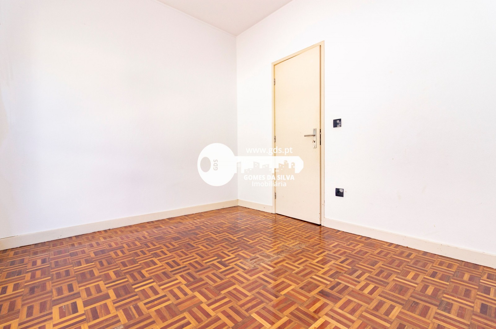 Prédio em Moreira, Maia, Porto - Imagem 20