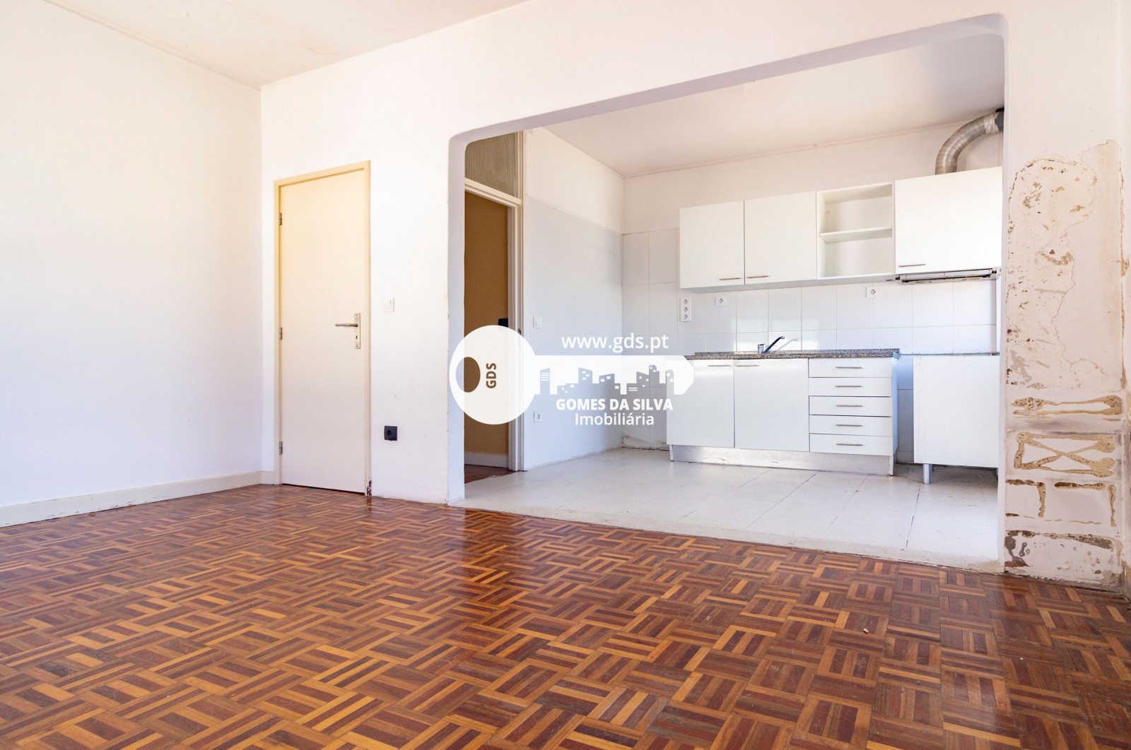 Prédio em Moreira, Maia, Porto - Imagem 18