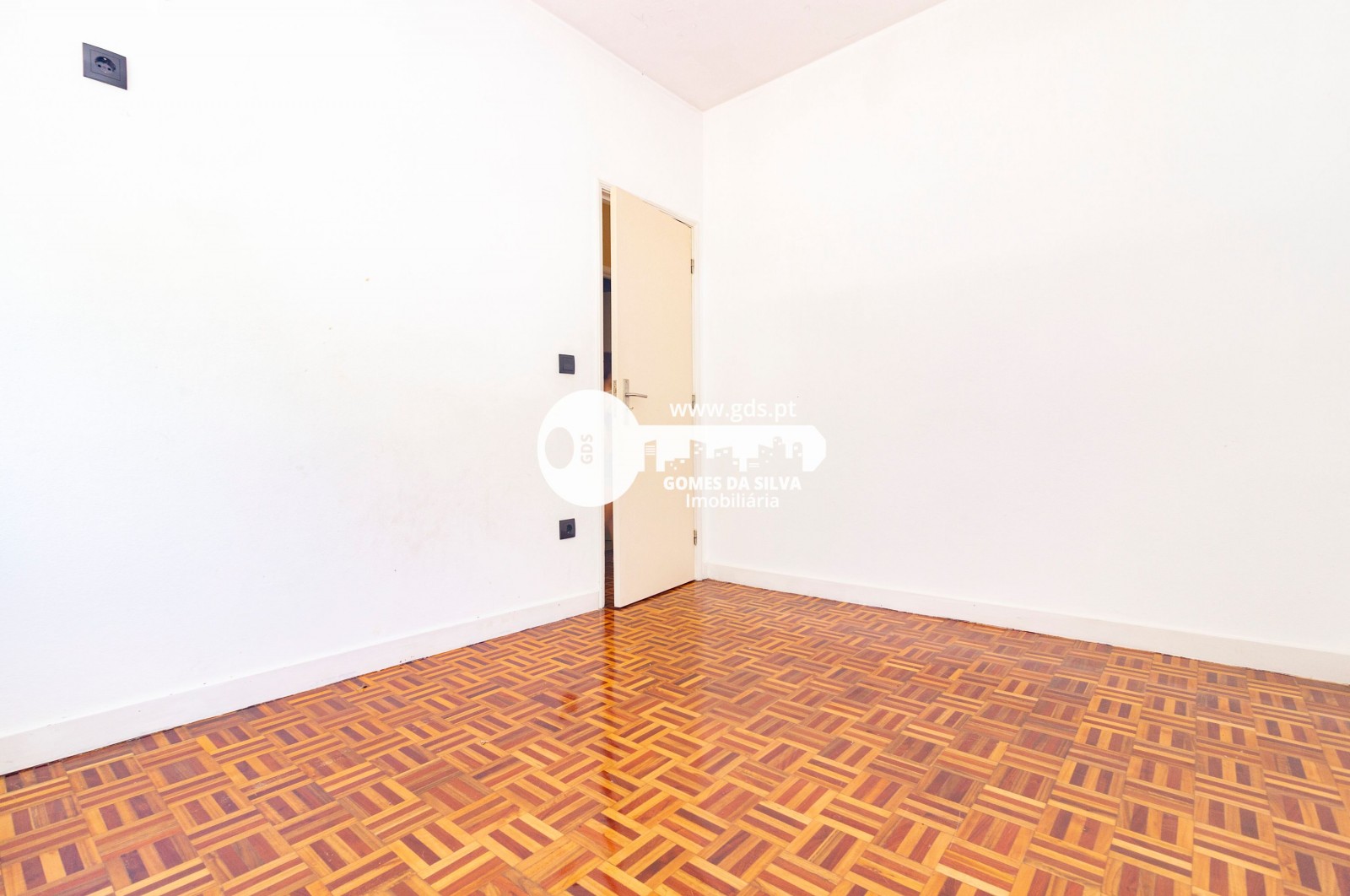 Prédio em Moreira, Maia, Porto - Imagem 23