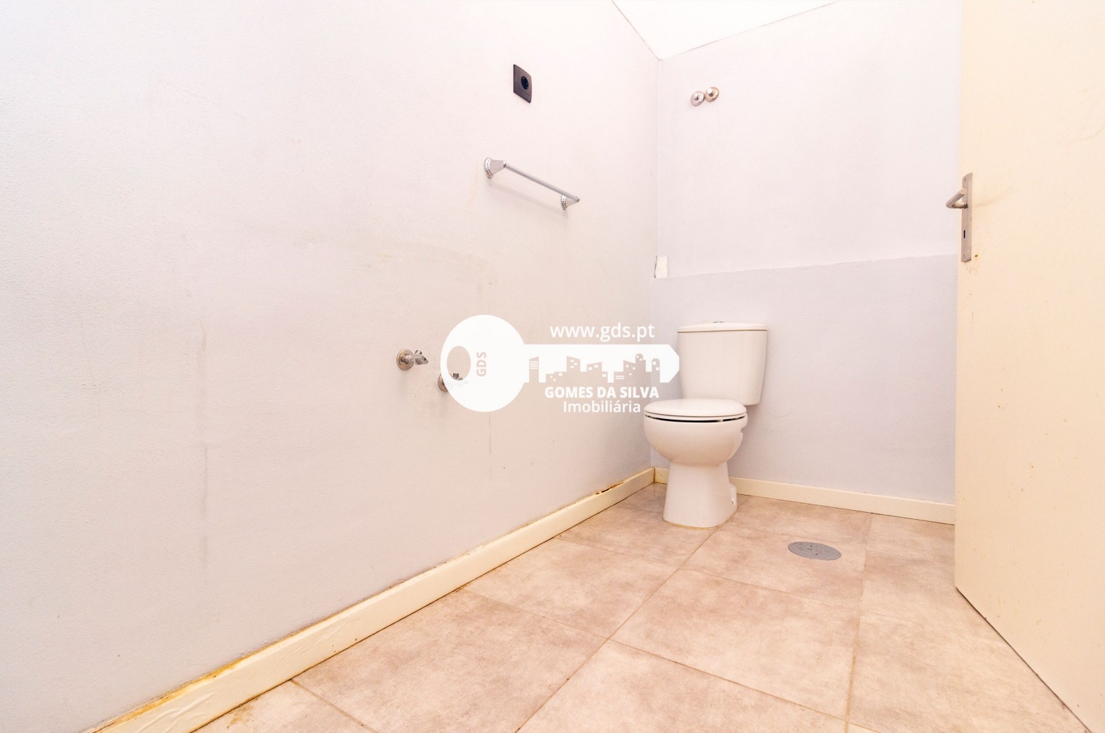 Prédio em Moreira, Maia, Porto - Imagem 26