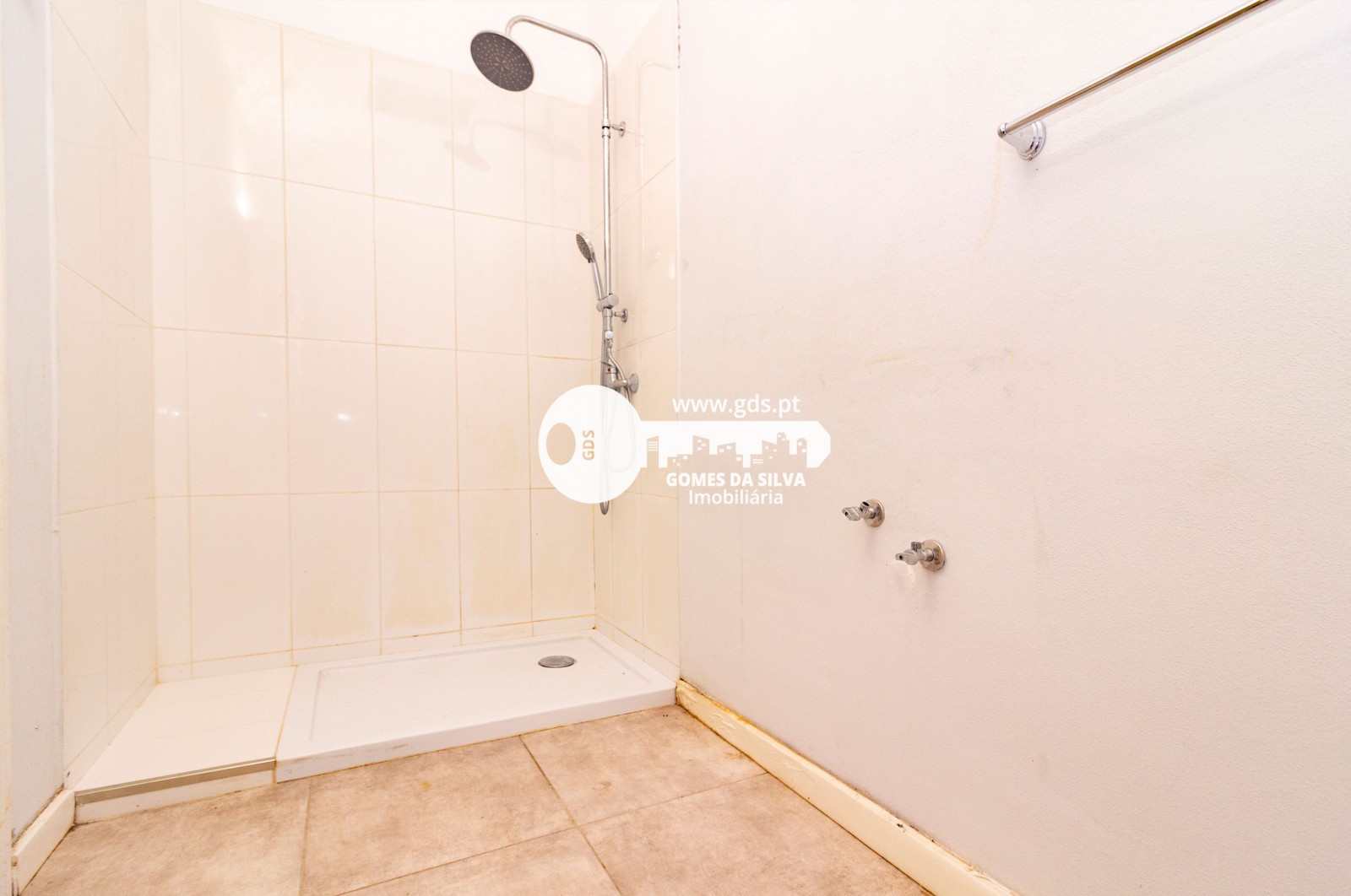 Prédio em Moreira, Maia, Porto - Imagem 25