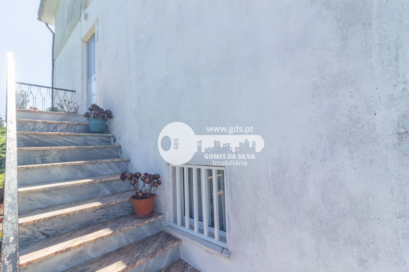 Moradia Bifamiliar com Potencial de Rentabilização– São Victor, Braga - Gomes da Silva - Imagem 20 Moradia em São Victor, Braga, Braga - Imagem 20