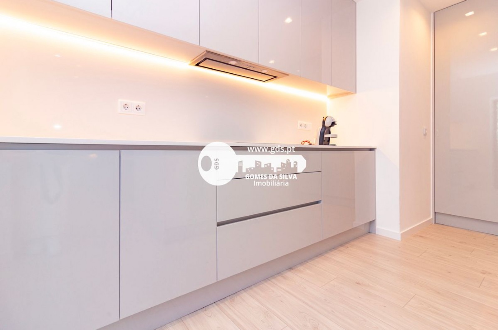 Apartamento T3 remodelado em condomínio fechado - Gomes da Silva - Imagem 7 Apartamento em Nogueira, Fraião e Lamaçães, Braga, Braga - Imagem 7