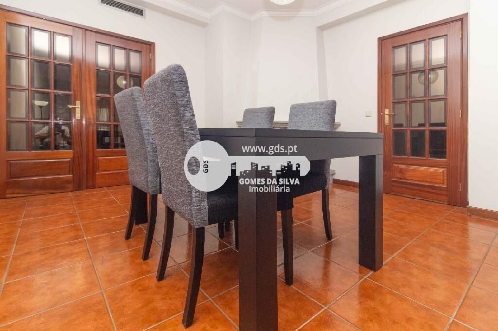 Apartamento T3 em Excelente Estado – Rua Quinta das Cabanas, Braga - Gomes da Silva - Imagem 25 Apartamento em São Vicente, Braga, Braga - Imagem 25