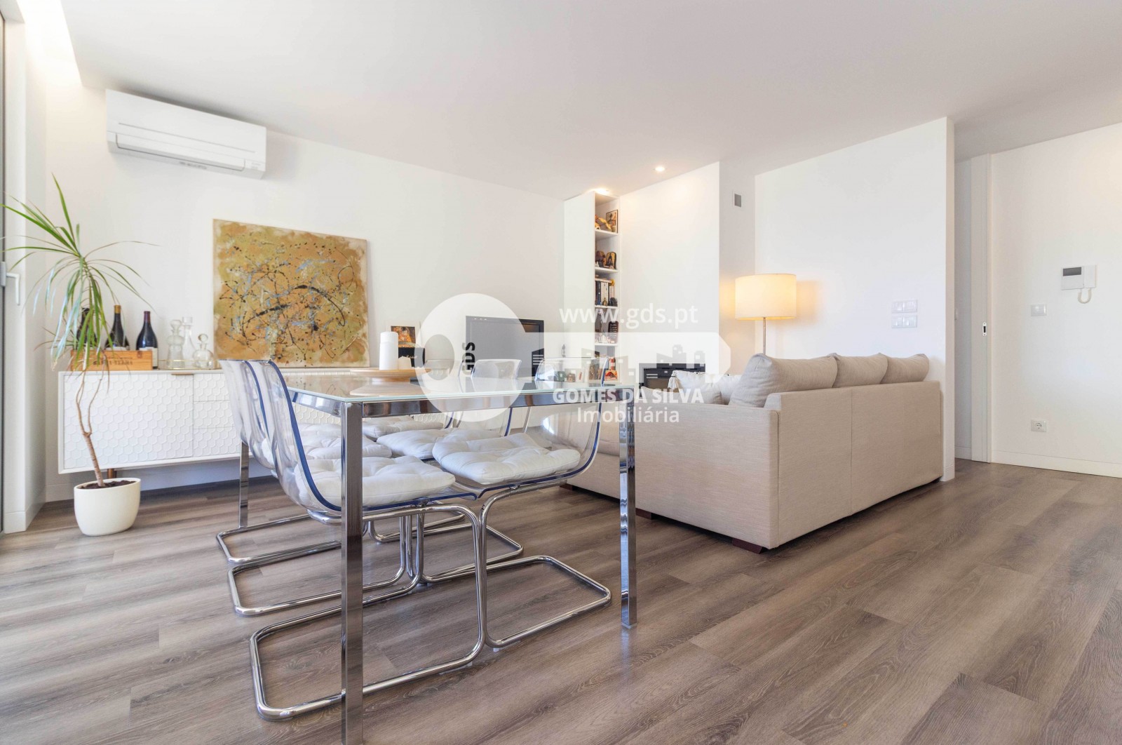 Apartamento T2 Moderno e Totalmente Mobilado e Equipado - Gomes da Silva - Imagem 25 Apartamento em Braga (Maximinos, Sé e Cividade), Braga, Braga - Imagem 25