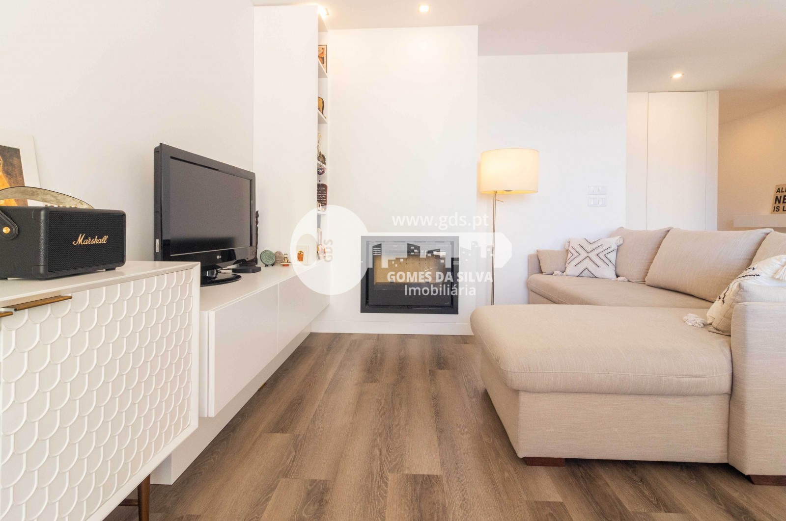Apartamento T2 Moderno e Totalmente Mobilado e Equipado - Gomes da Silva - Imagem 7 Apartamento em Braga (Maximinos, Sé e Cividade), Braga, Braga - Imagem 7