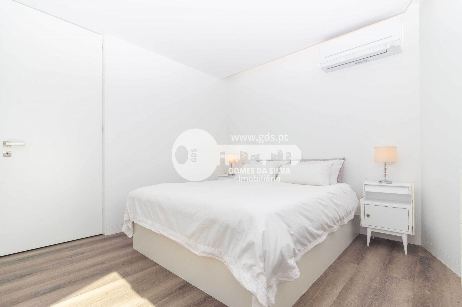 Apartamento T2 Moderno e Totalmente Mobilado e Equipado - Gomes da Silva - Imagem 35 Apartamento em Braga (Maximinos, Sé e Cividade), Braga, Braga - Imagem 35