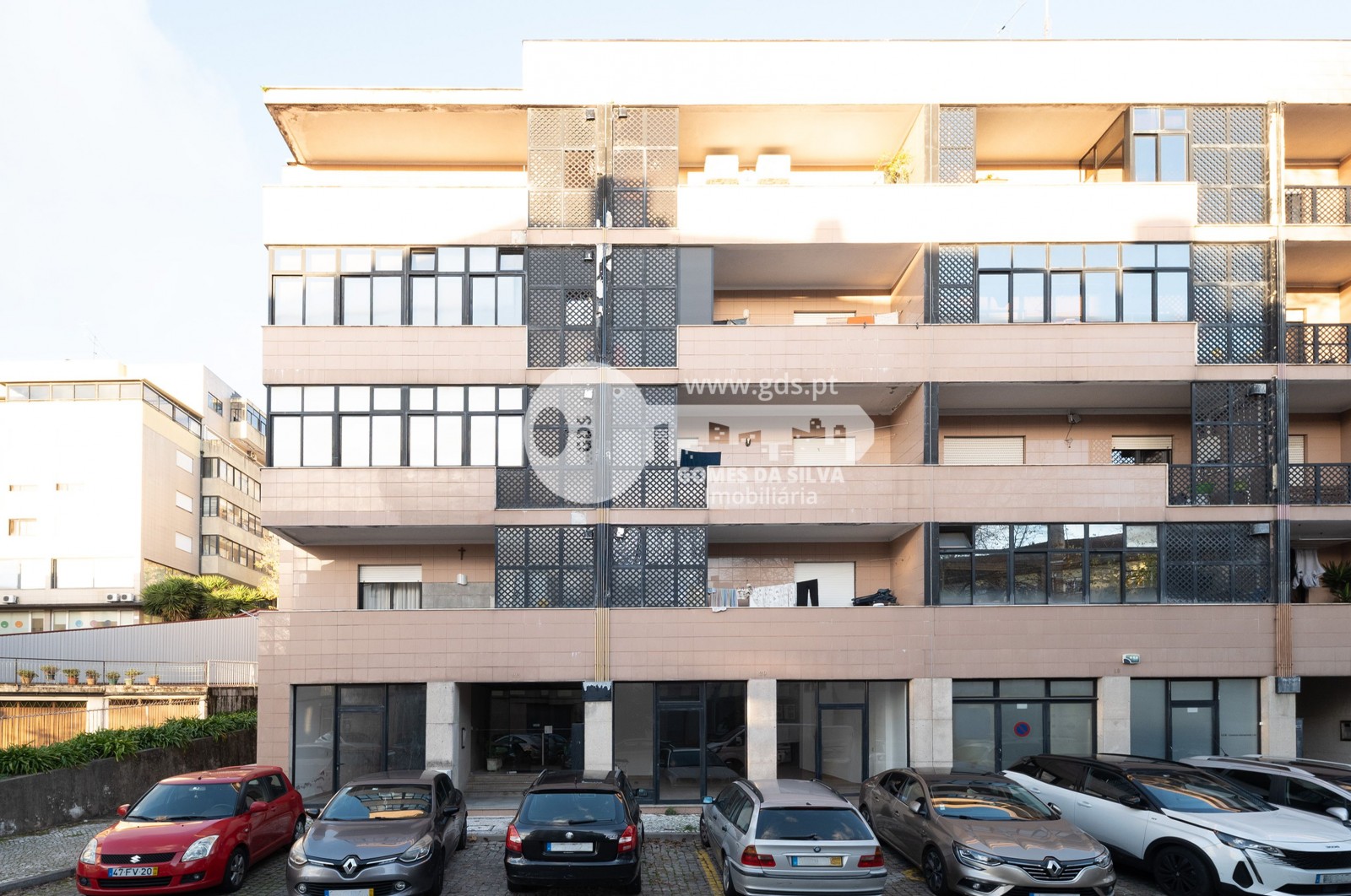 Loja em Braga (Maximinos, Sé e Cividade), Braga, Braga - Imagem 1