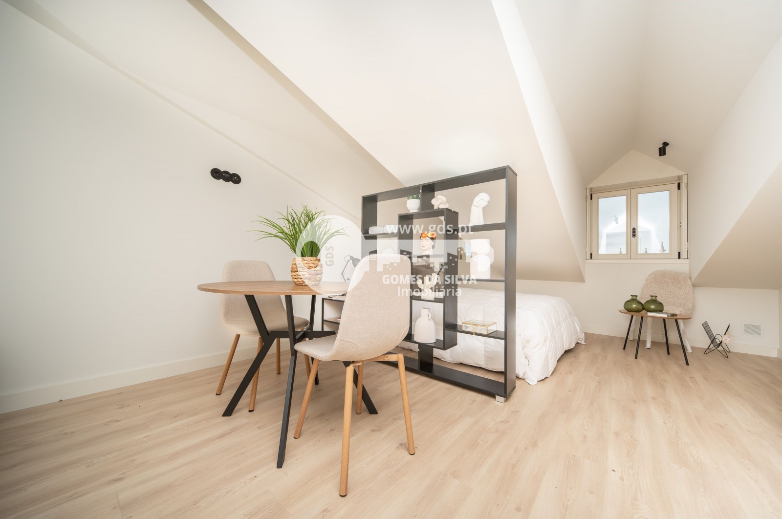 T0 Equipado e Mobilado no Centro de Braga - Gomes da Silva - Imagem 12 Apartamento em Braga (Maximinos, Sé e Cividade), Braga, Braga - Imagem 12