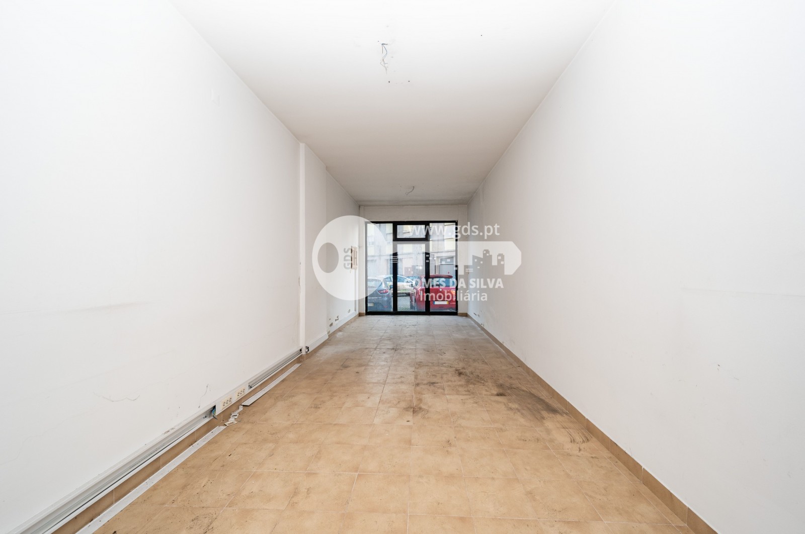 Loja na Rua Pedro Gomes Ourives com 219m2 - Gomes da Silva - Imagem 24 Loja em Braga (Maximinos, Sé e Cividade), Braga, Braga - Imagem 24