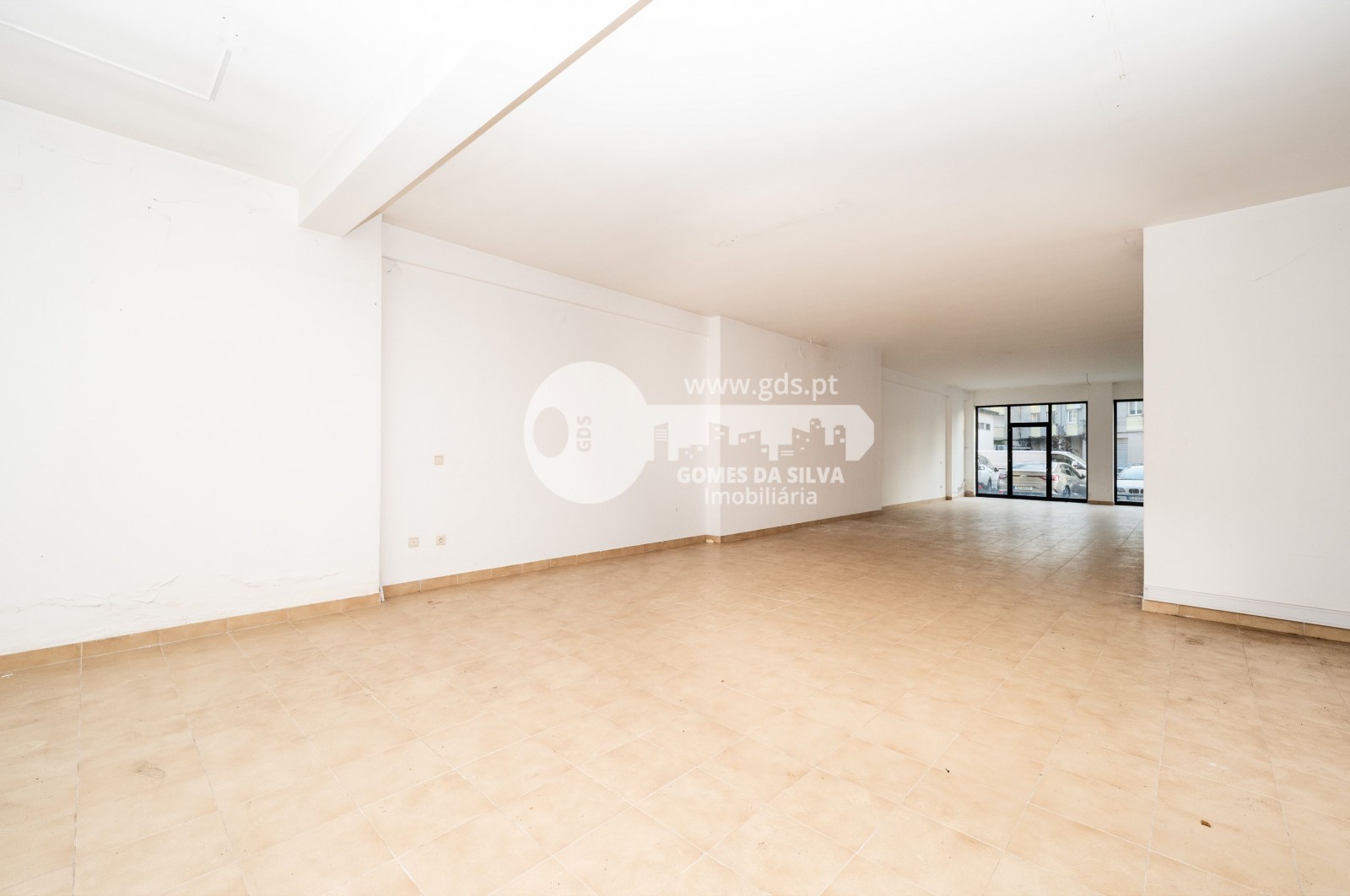 Loja na Rua Pedro Gomes Ourives com 219m2 - Gomes da Silva - Imagem 13 Loja em Braga (Maximinos, Sé e Cividade), Braga, Braga - Imagem 13