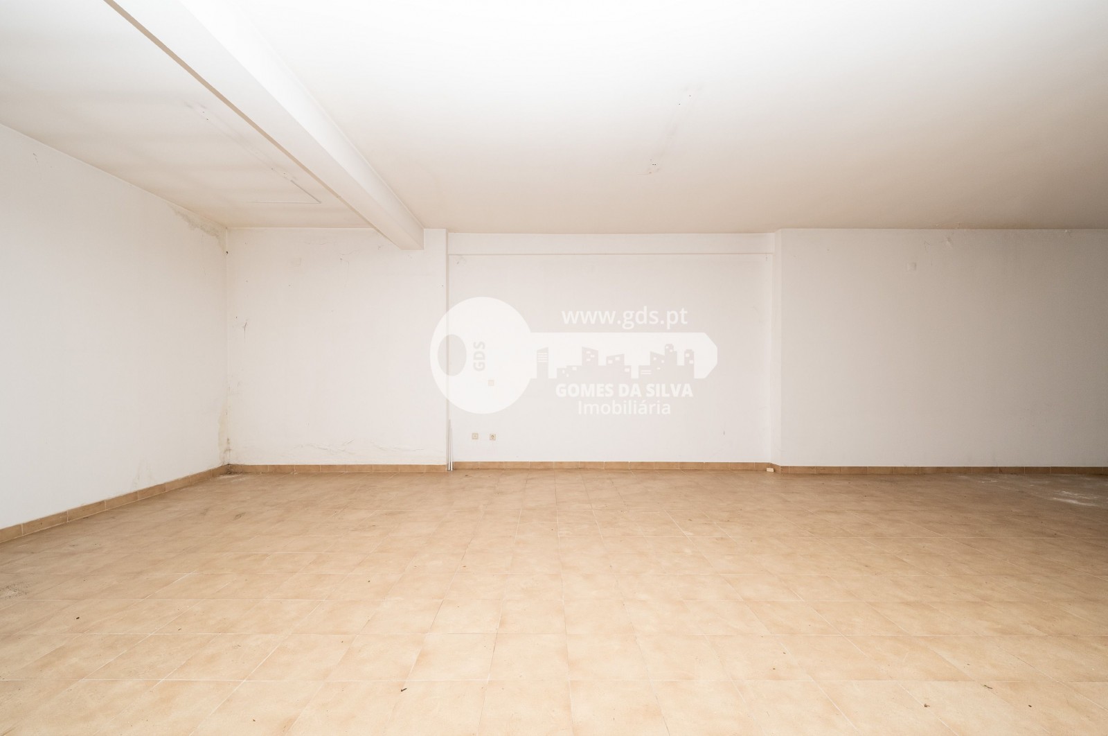 Loja em Braga (Maximinos, Sé e Cividade), Braga, Braga - Imagem 12