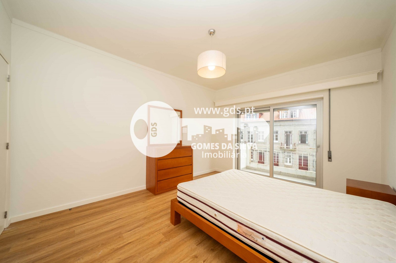 Apartamento T4 para arrendamento na Rua Conselheiro Januário - Gomes da Silva - Imagem 25 Apartamento em Braga São Vicente, Braga, Braga - Imagem 25