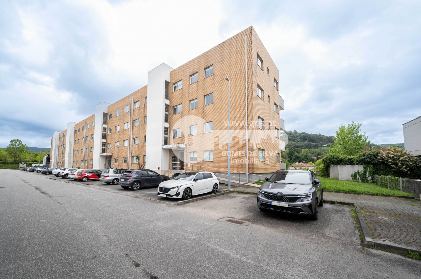 Apartamento T1 c/ garagem em Gualtar - Gomes da Silva - Imagem 1 Apartamento em Gualtar, Braga, Braga - Imagem 1