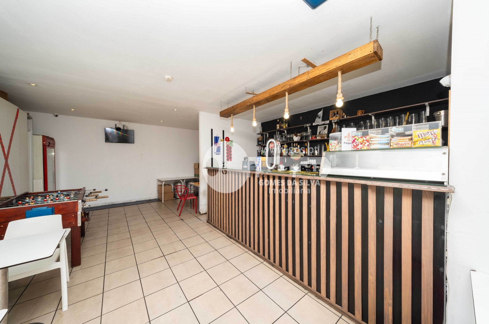 Loja afeta a restauração e bebidas em Azurém - Gomes da Silva - Imagem 5 Loja em Azurém, Guimarães, Braga - Imagem 5