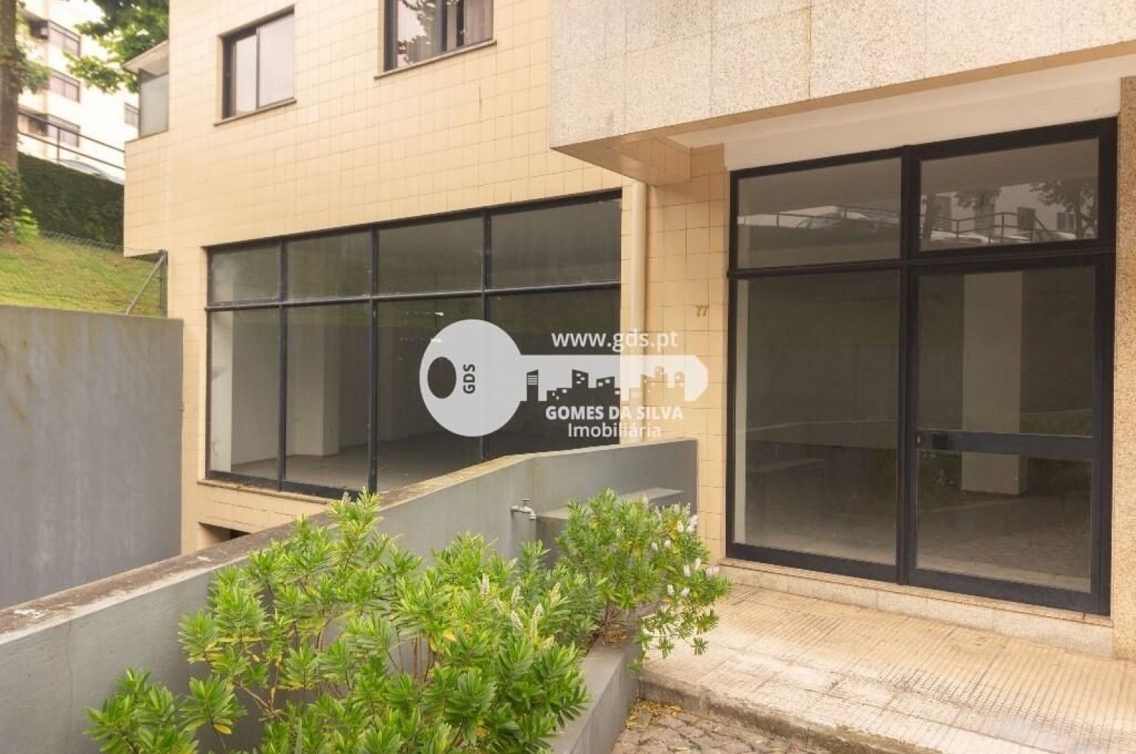 Loja Nunca Utilizada com 136m² na Praceta das Amoreiras – Braga - Gomes da Silva - Imagem 1 Loja em São Vicente, Braga, Braga - Imagem 1