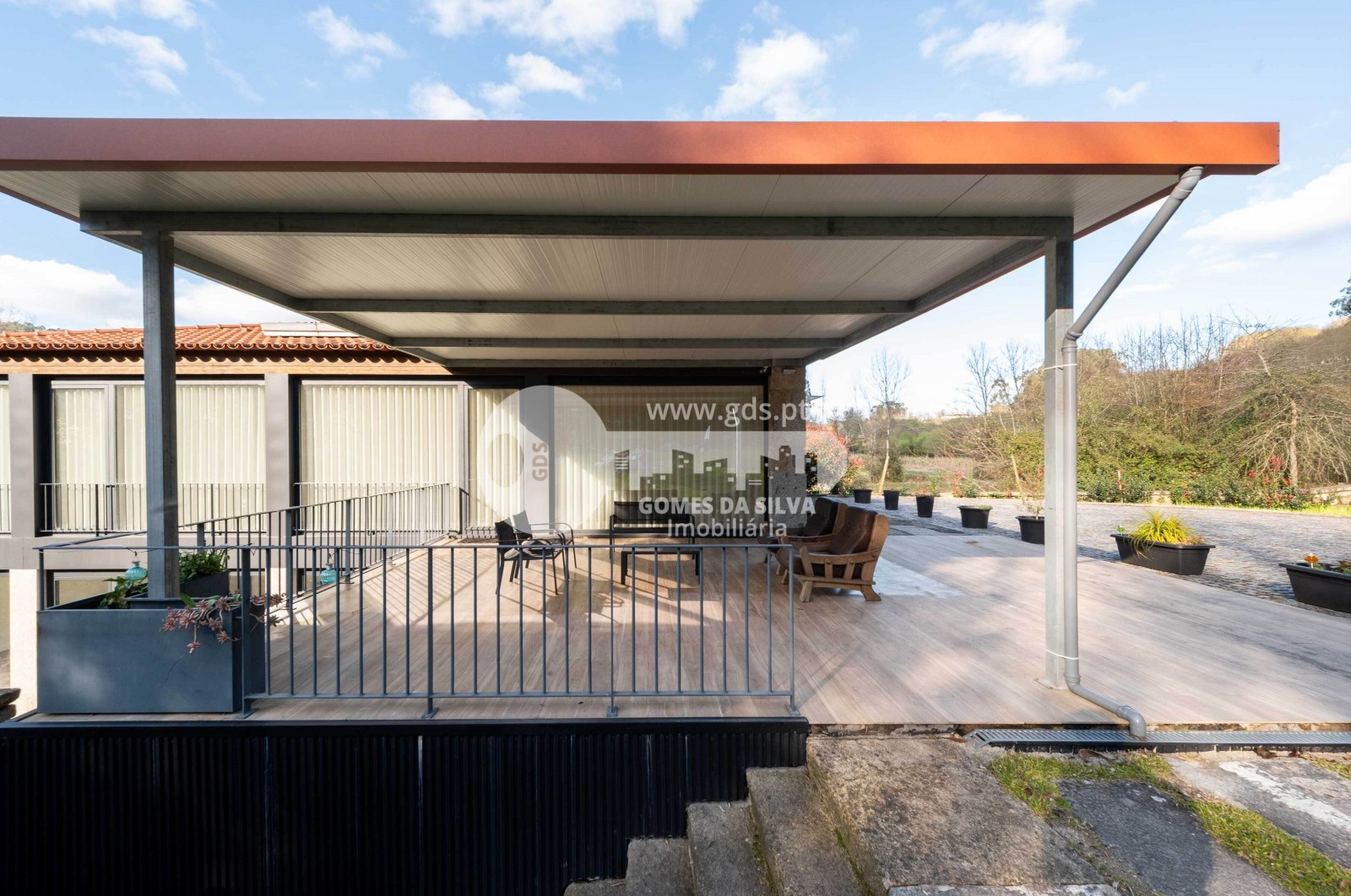 Quinta T6+1 com Piscina | Terreno de 6.231 m² | Certificação Energética A+ | Vila Verde - Gomes da Silva - Imagem 37 Quinta/Herdade em Esqueiros, Nevogilde e Travassós, Vila Verde, Braga - Imagem 37