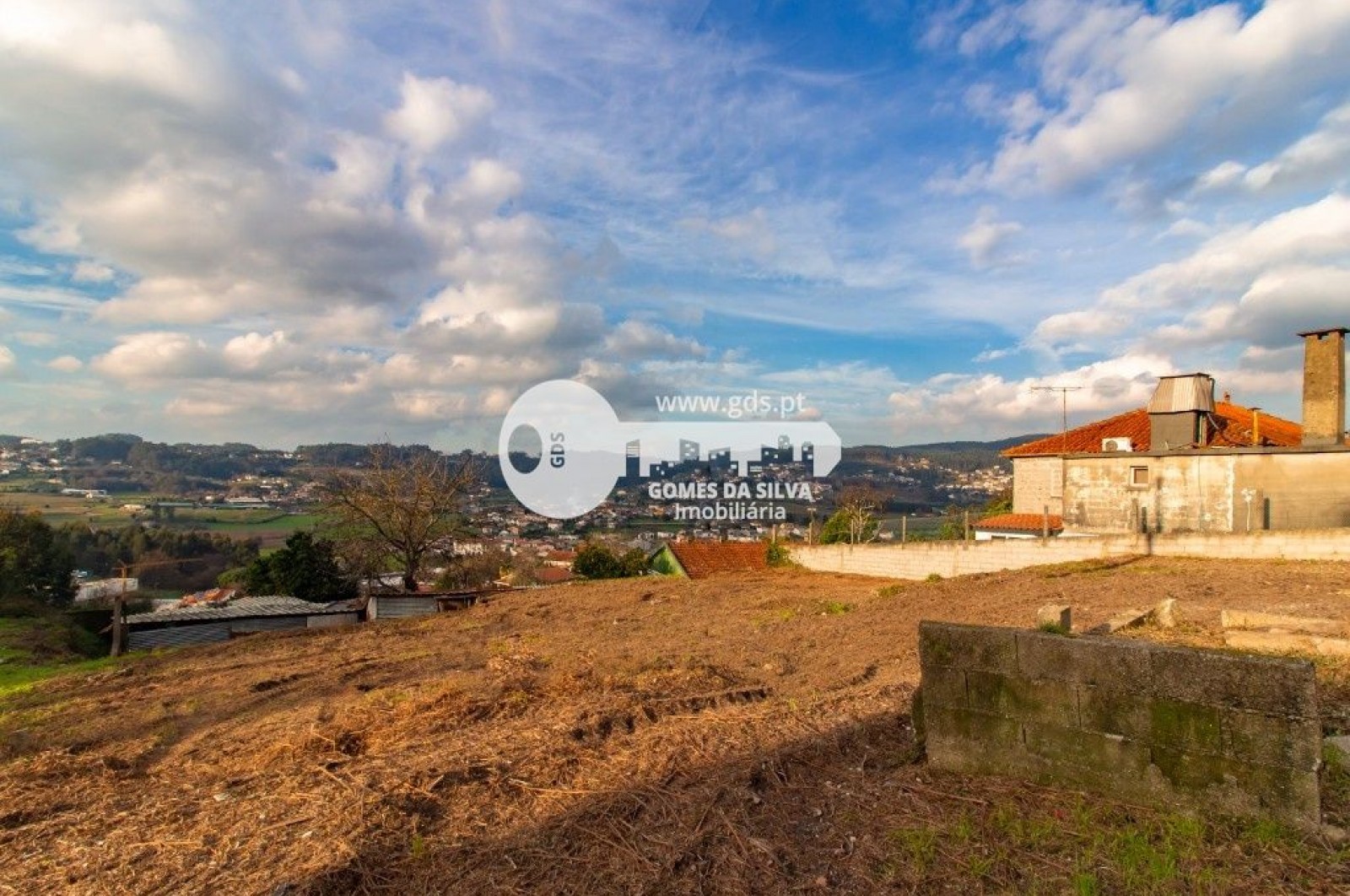 Gomes da Silva - Imagem 12 Moradia em Vale (São Cosme), Telhado e Portela, Vila Nova de Famalicão, Braga - Imagem 12