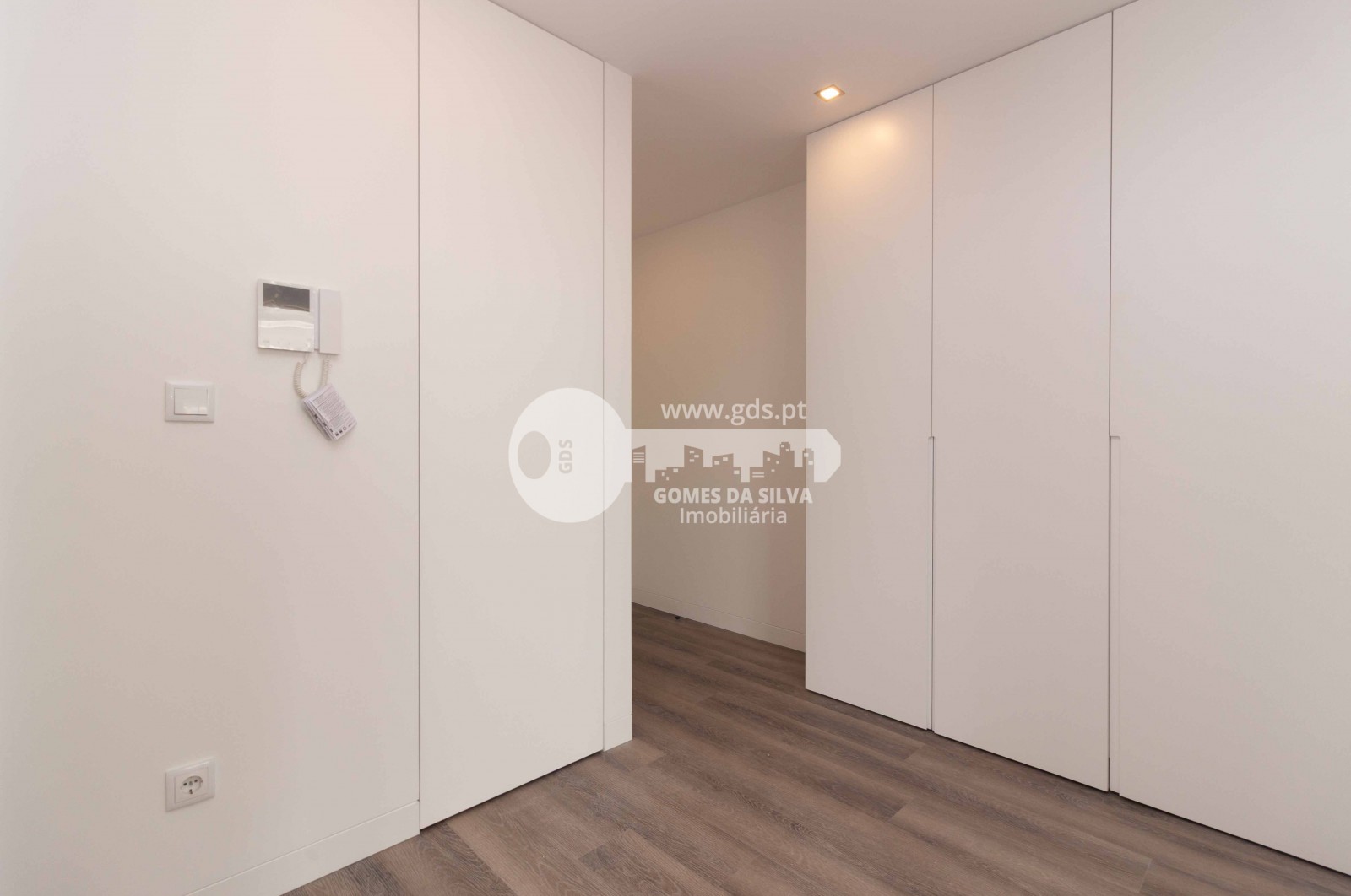 Apartamento T2 Moderno para Arrendamento - Gomes da Silva - Imagem 3 Apartamento em Braga (Maximinos, Sé e Cividade), Braga, Braga - Imagem 3