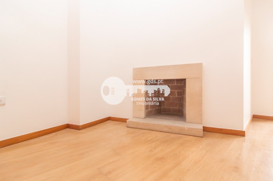 Apartamento T2 para Arrendamento em Braga (Maximinos, Sé e Cividade), Braga, Braga - Imagem 11