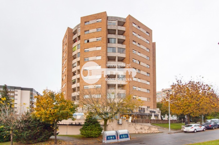 Apartamento T2 para Arrendamento em Braga (Maximinos, Sé e Cividade), Braga, Braga - Imagem 1