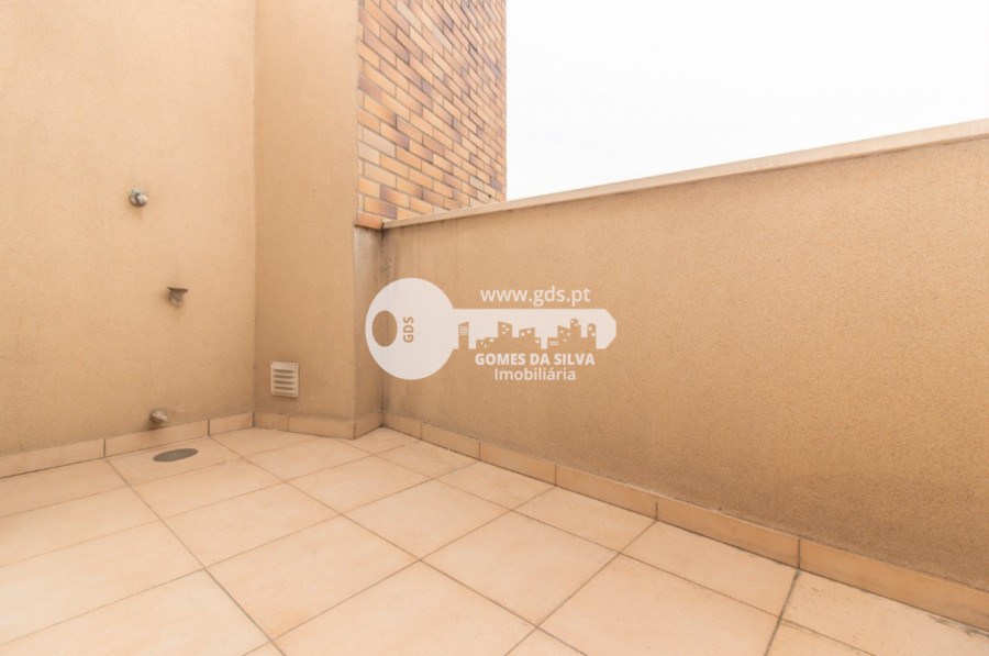 Apartamento T2 para Arrendamento em Braga (Maximinos, Sé e Cividade), Braga, Braga - Imagem 14