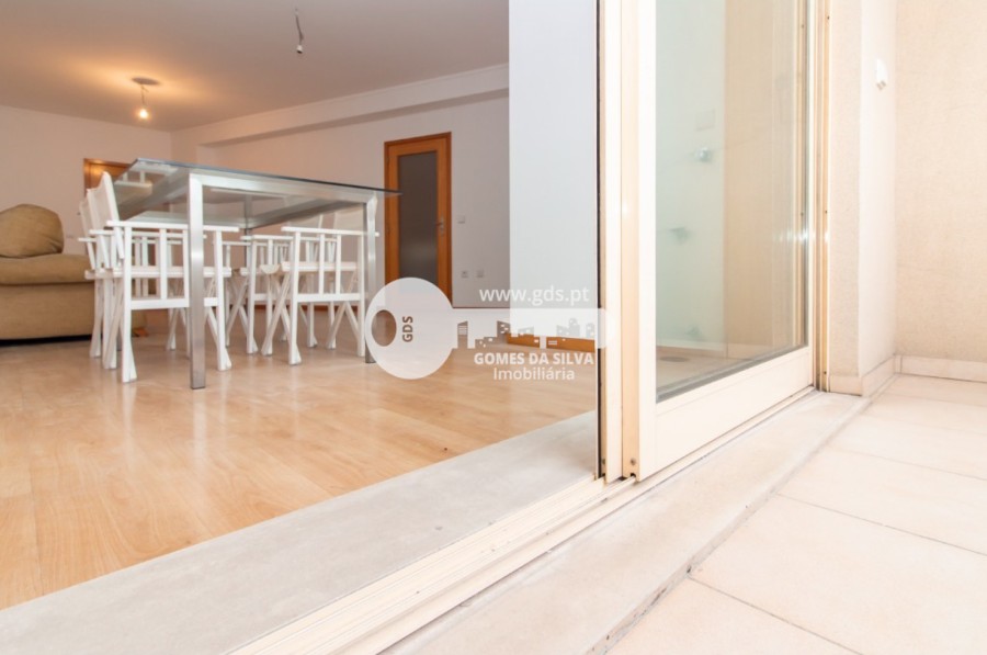 Apartamento T2 para Arrendamento em Braga (Maximinos, Sé e Cividade), Braga, Braga - Imagem 13