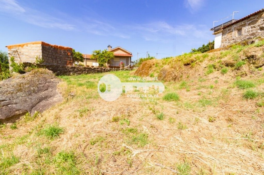 Moradia T3 para Venda em Arentim e Cunha, Braga, Braga - Imagem 11