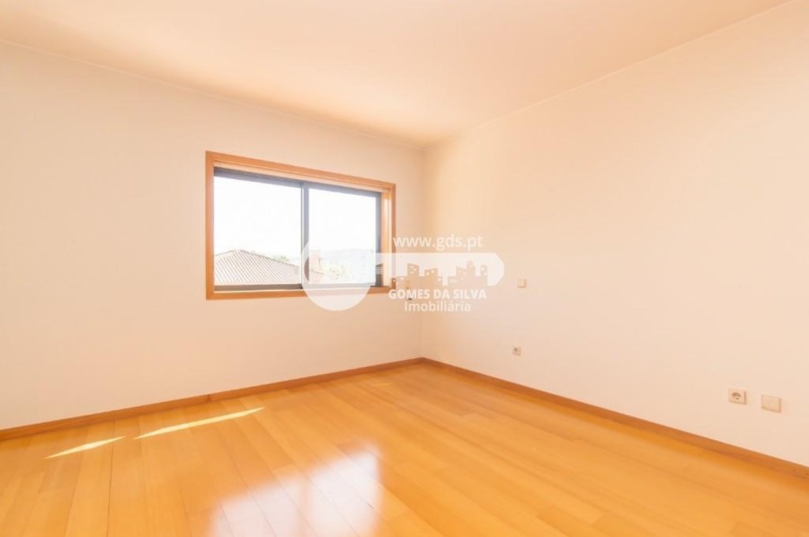 Apartamento T3 para Arrendamento em Nogueiró e Tenões, Braga, Braga - Imagem 5