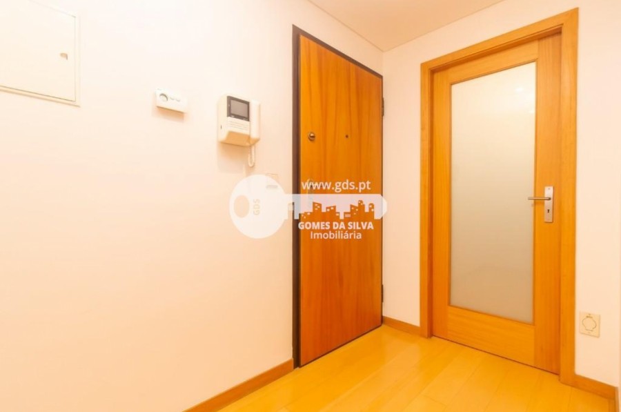 Apartamento T3 para Arrendamento em Nogueiró e Tenões, Braga, Braga - Imagem 8