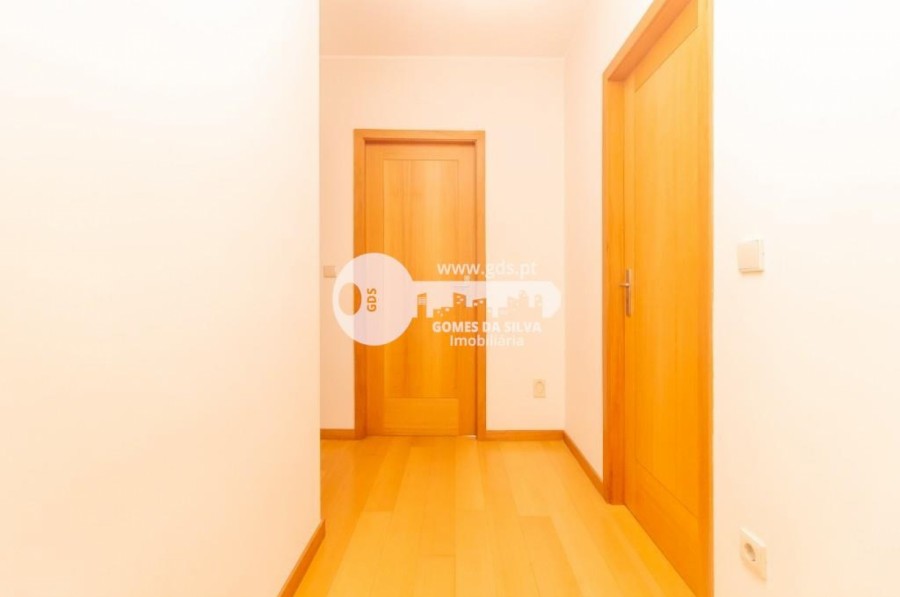 Apartamento T3 para Arrendamento em Nogueiró e Tenões, Braga, Braga - Imagem 16