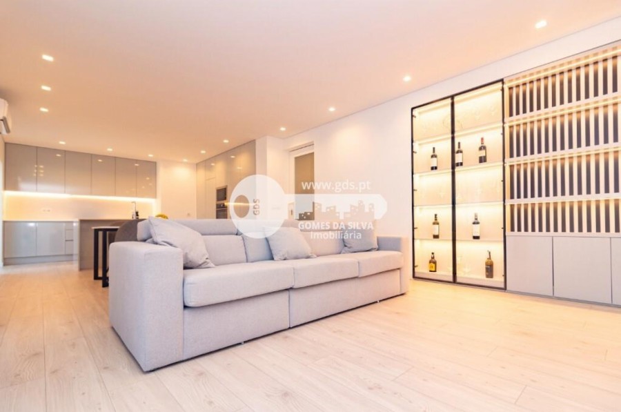 Apartamento T3 para Venda em Nogueira, Fraião e Lamaçães, Braga, Braga