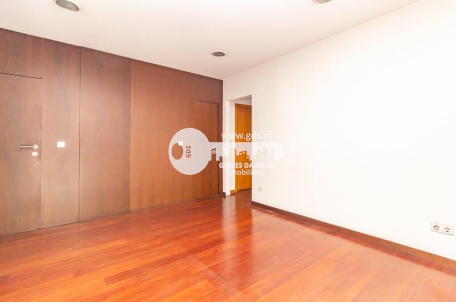 Apartamento T3 para Arrendamento em Braga (São José de São Lázaro e São João do Souto), Braga, Braga - Imagem 15