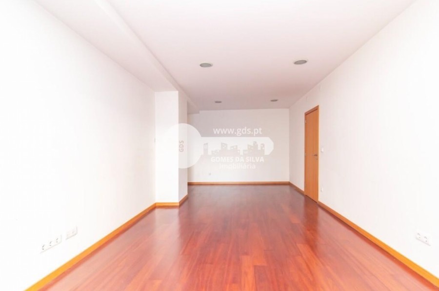 Apartamento T3 para Arrendamento em Braga (São José de São Lázaro e São João do Souto), Braga, Braga - Imagem 8