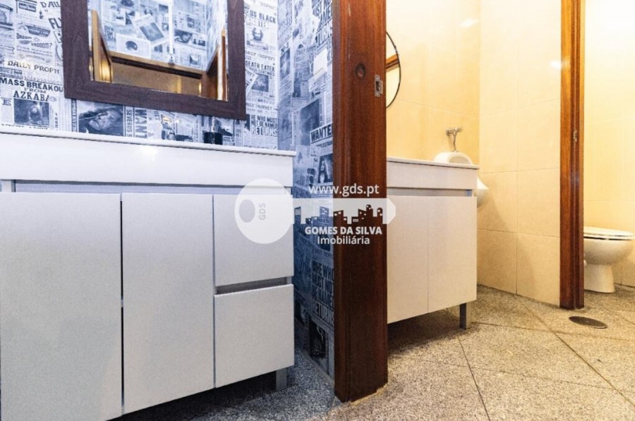 Com negócio para Venda em Braga (Maximinos, Sé e Cividade), Braga, Braga - Imagem 7