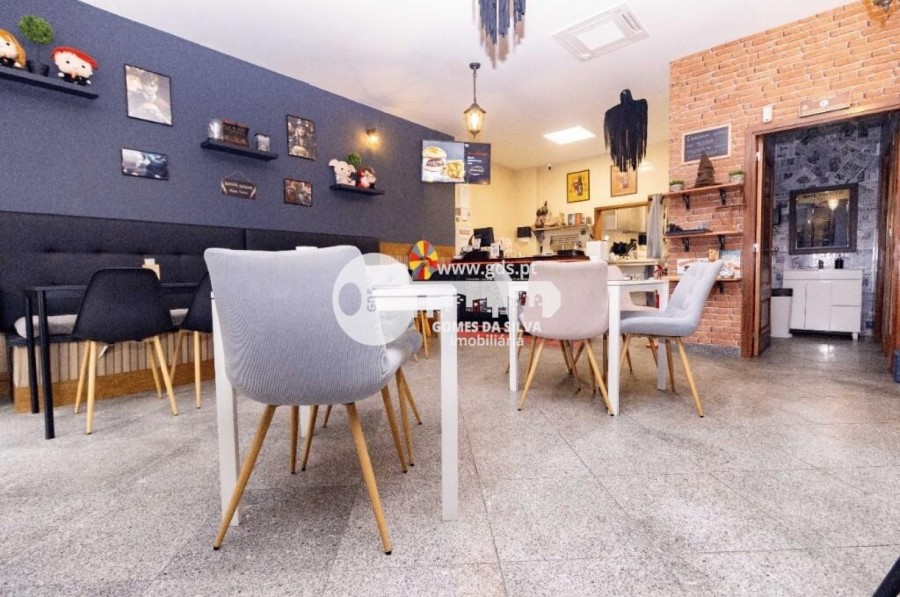 Com negócio para Venda em Braga (Maximinos, Sé e Cividade), Braga, Braga - Imagem 3