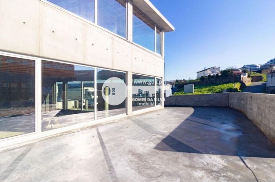 Armazém para Venda em Ferreiros e Gondizalves, Braga, Braga