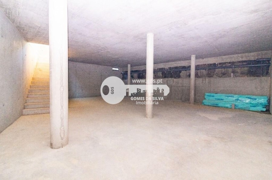 Armazém para Venda em Ferreiros e Gondizalves, Braga, Braga - Imagem 16