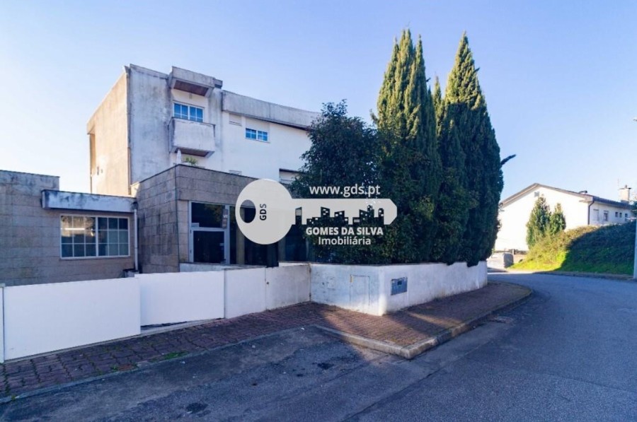 Andar moradia T3 para Venda em Nogueira, Fraião e Lamaçães, Braga, Braga - Imagem 2