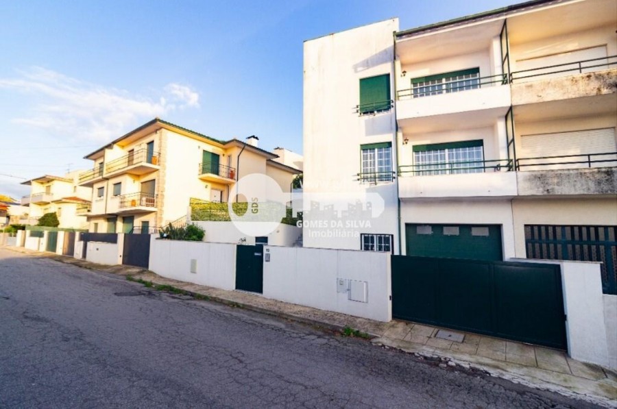 Moradia T5+ para Venda em Nogueira, Fraião e Lamaçães, Braga, Braga