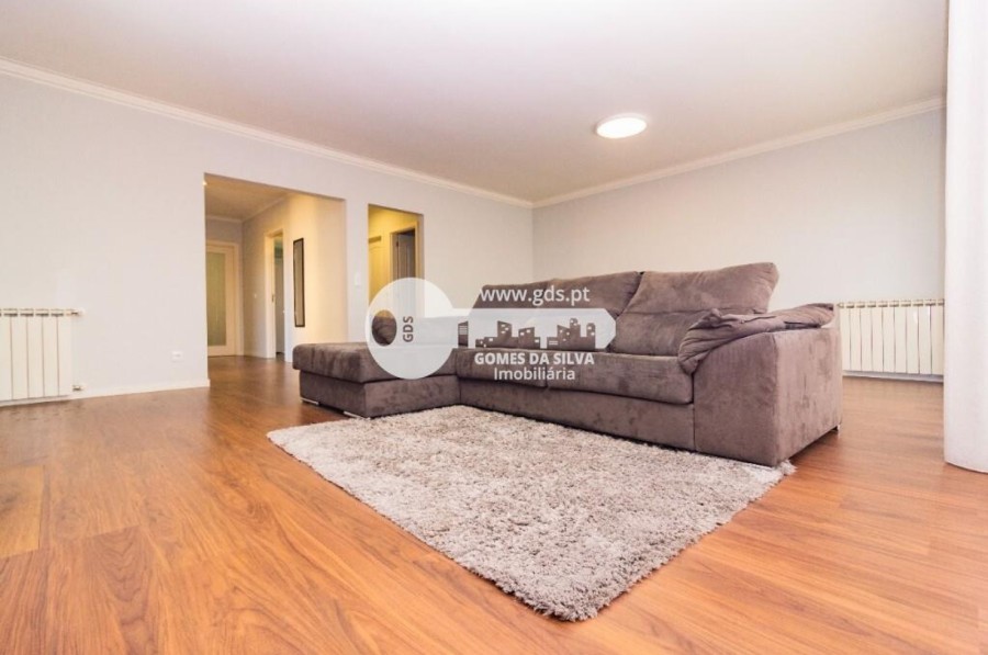 Moradia T5+ para Venda em Nogueira, Fraião e Lamaçães, Braga, Braga - Imagem 7
