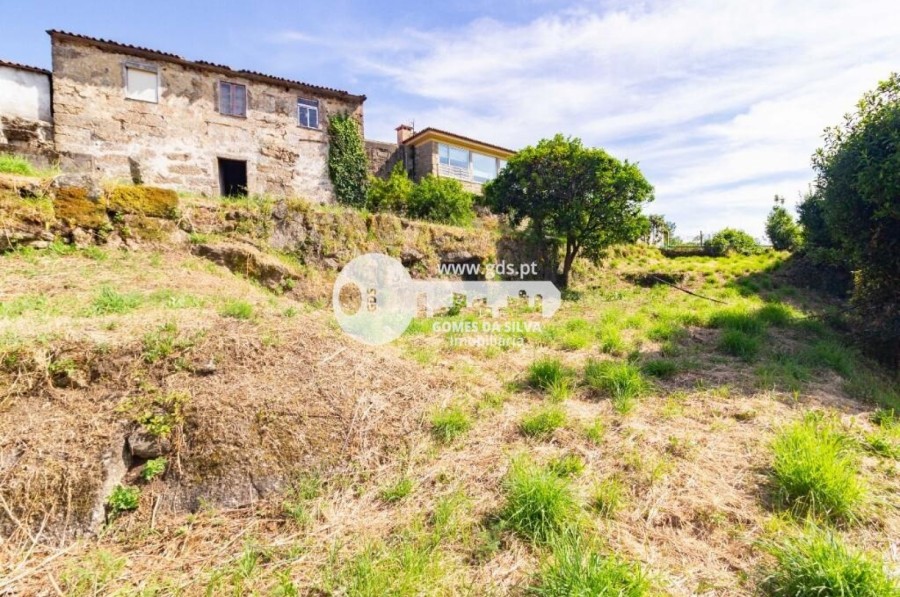 Moradia T3 para Venda em Arentim e Cunha, Braga, Braga