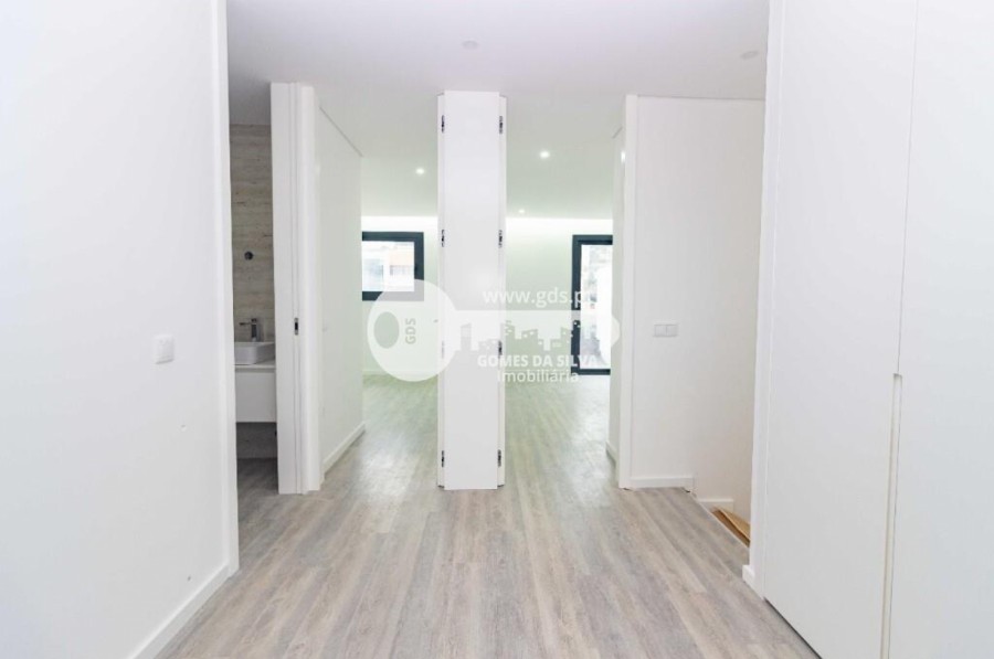 Moradia T4 para Venda em Nogueira, Fraião e Lamaçães, Braga, Braga - Imagem 21